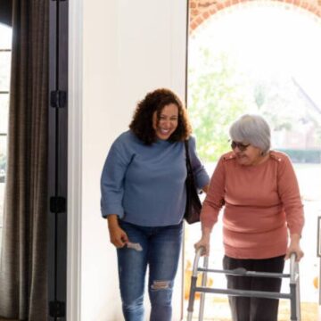 j0 15 Things to Look for When Touring a Senior Living Facility